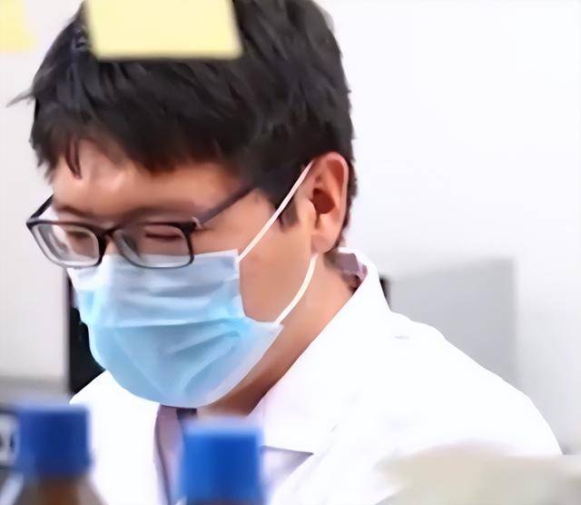 理财前必看！期货量化交易详解全步骤教你如何在2025年逆袭成功
